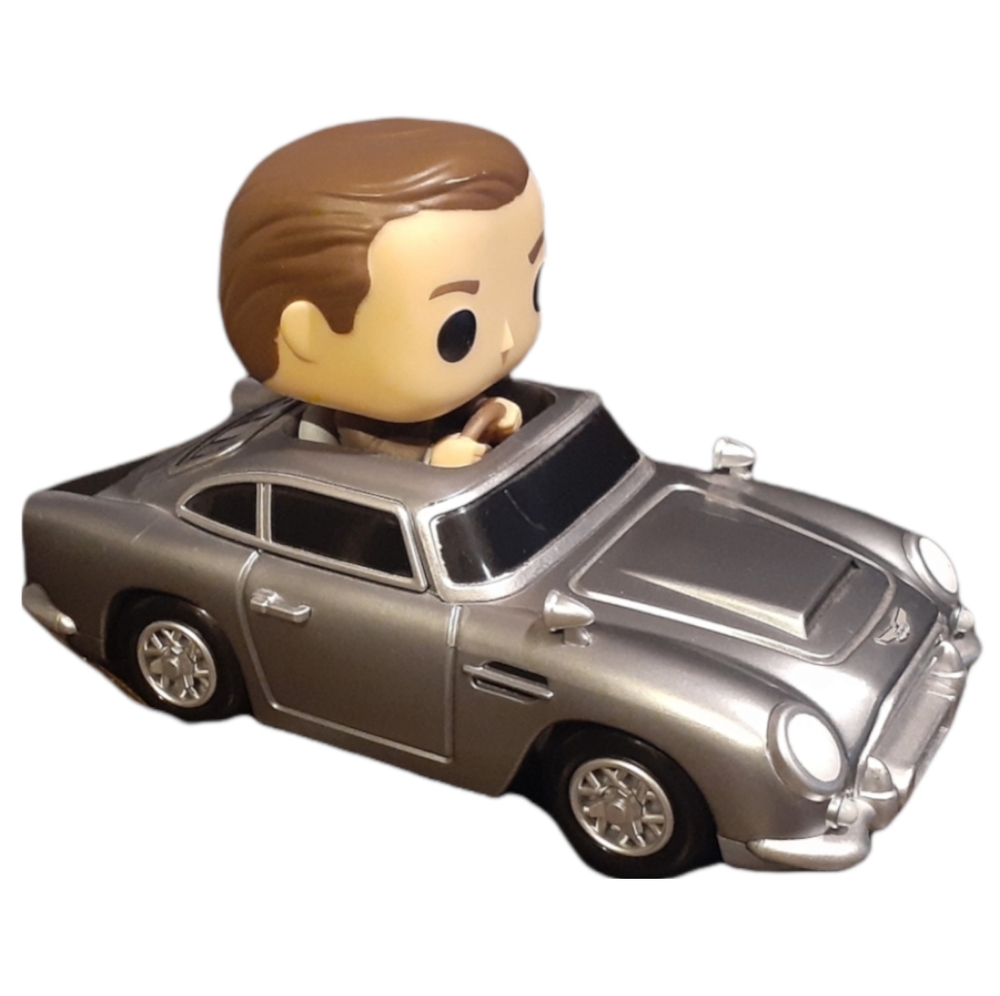 007 James Bond with Aston Martin #44 Figure Funko